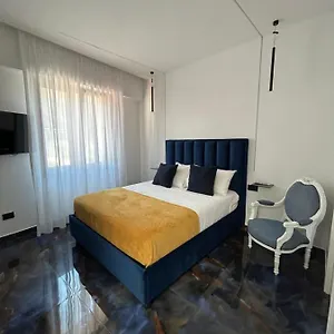 Core E Core , Naples Italie